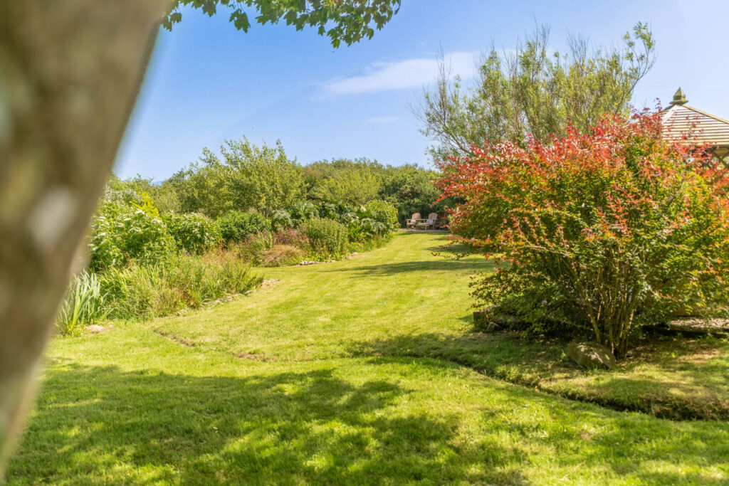 Yr Hafan landscaped gardens