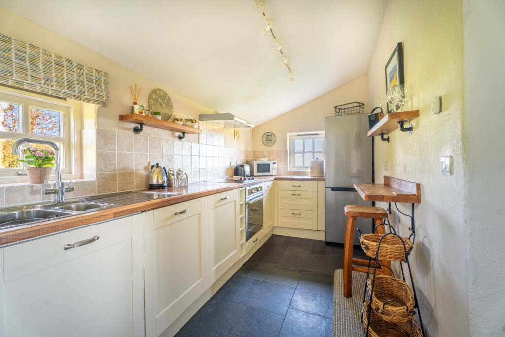 Yr Hafan - Pencaer Cottage Kitchen 2026